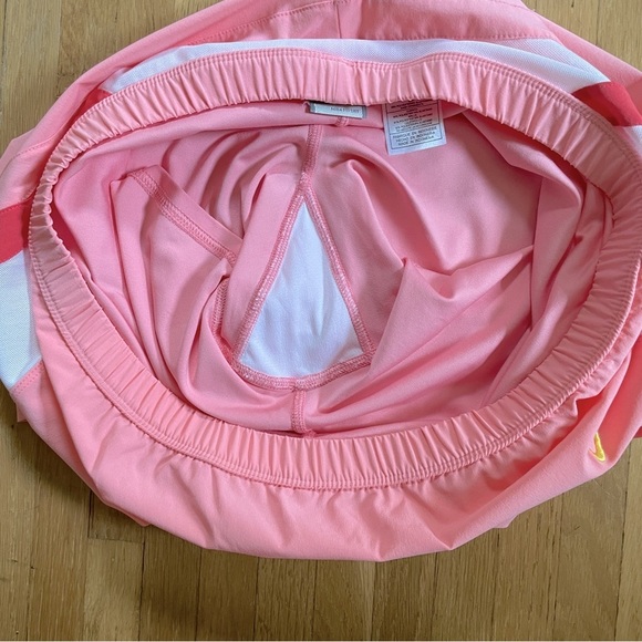 Nike Dry Fit Coral Pink Tennis Skirt w/ Red & White Mesh Stripe, Yellow Logo L - Picture 5 of 5